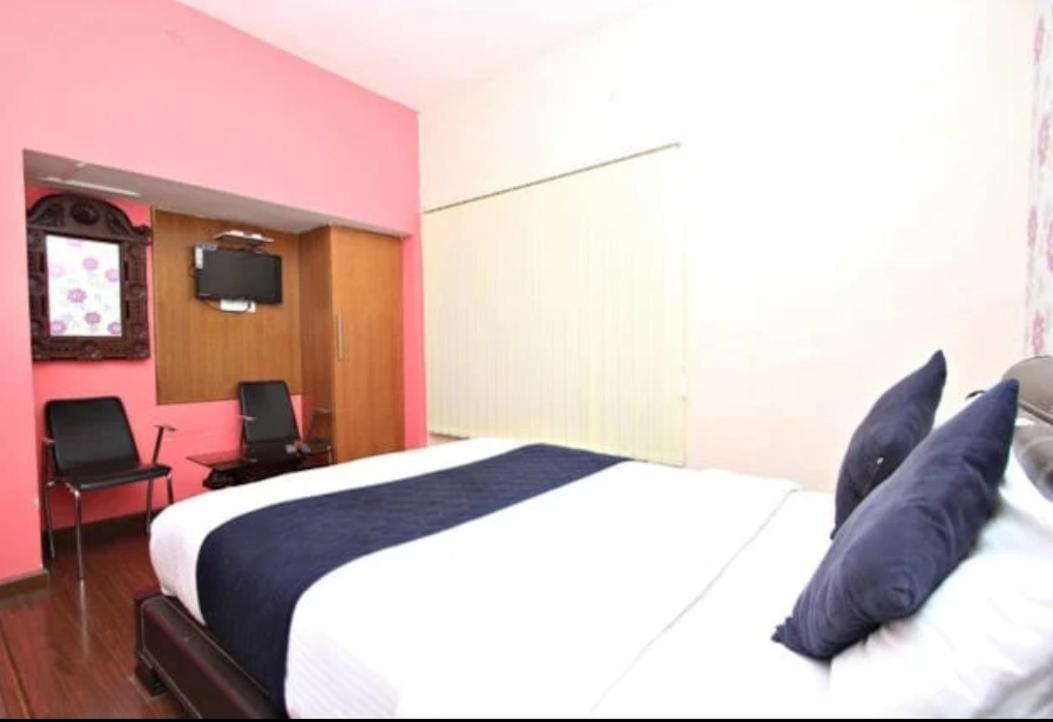 Savi'S Home Stay Ooty Kamer foto