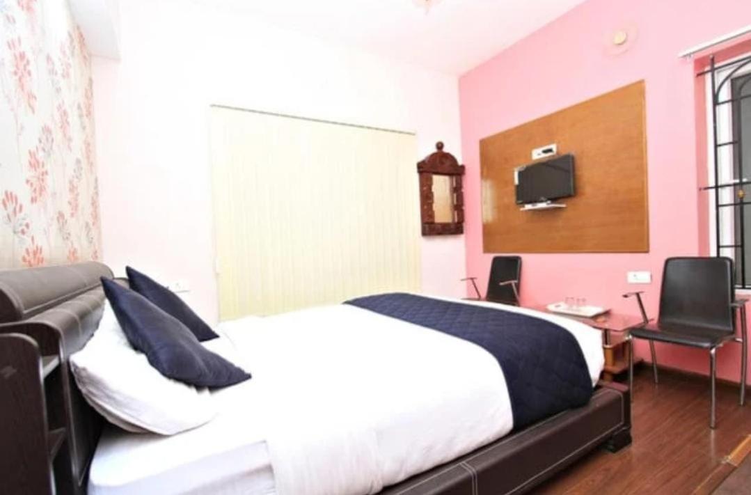 Savi'S Home Stay Ooty Kamer foto